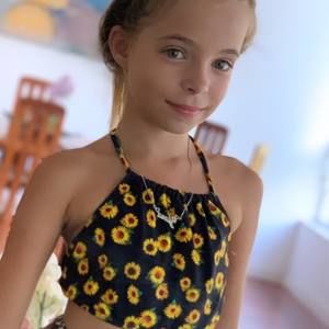 Meet your Posher, Andrelia